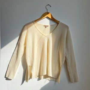 Lilla P Cream Colored V Neck Cashmere Split Hem Sweater